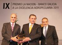 Revista PRODUCCION: Premio como mejor fabricante de maquinaria agr&iacute;cola 2011 para Maizco